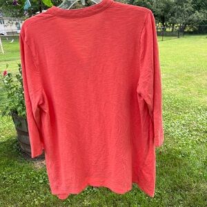 Chico’s ladies summer coral V neck top. Size 2(L)